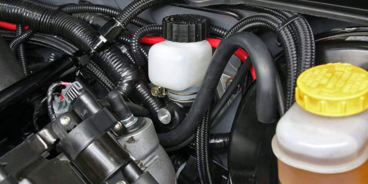 Can You Use Brake Fluid For Clutch Fluid?