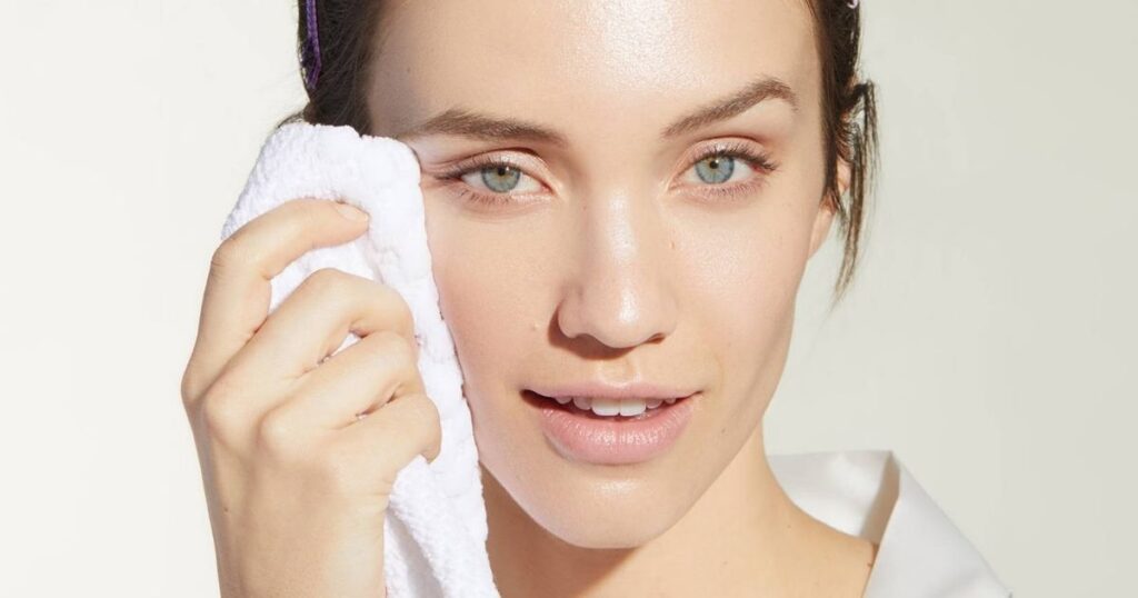 Alternatives to Wet Wipes for Effective Makeup Removal