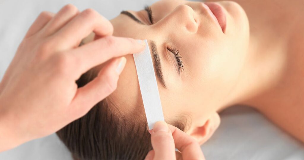 Facial Waxing and Plucking With Retinol